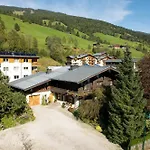 Apartment Forsthaus Pernthaner Saalbach-Hinterglemm