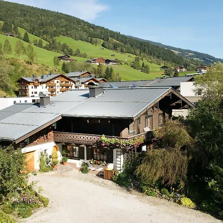 Apartment Forsthaus Pernthaner Saalbach-Hinterglemm